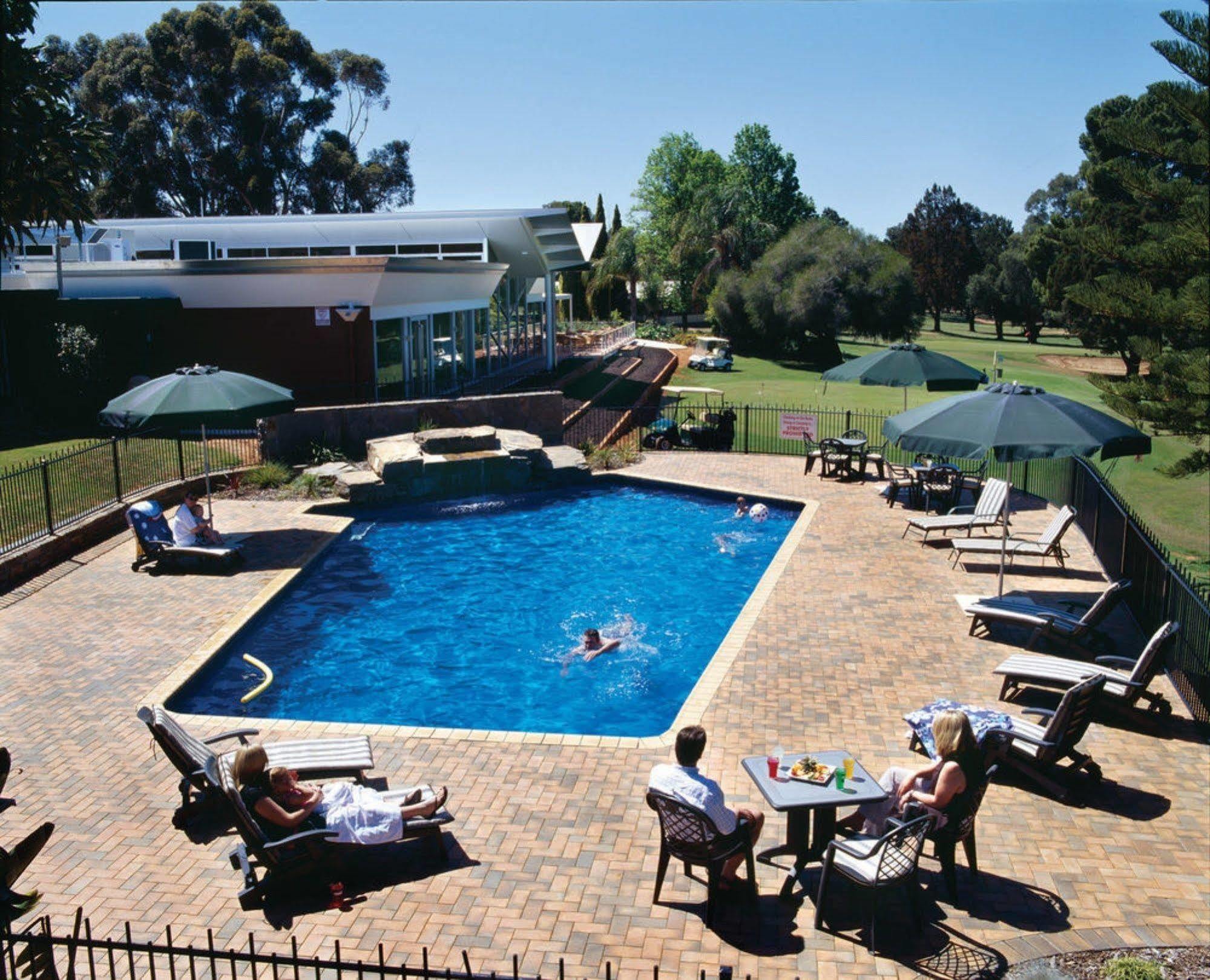 Renmark Country Club Exterior photo