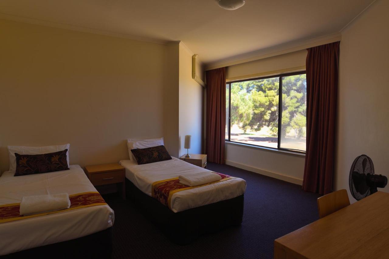 Renmark Country Club Exterior photo