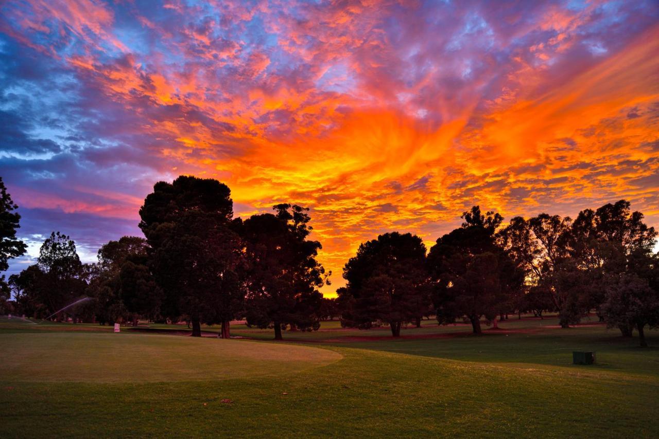 Renmark Country Club Exterior photo