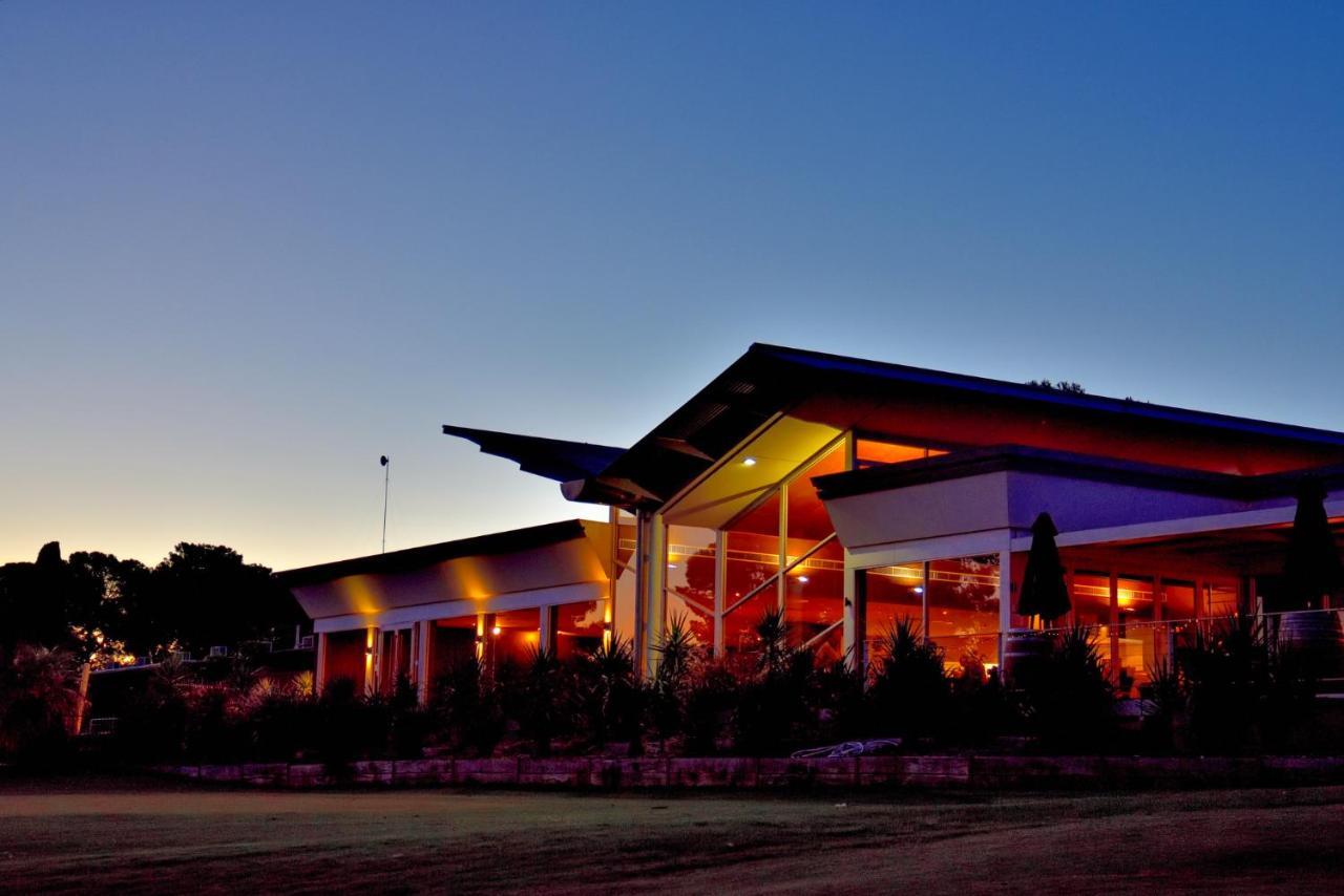Renmark Country Club Exterior photo