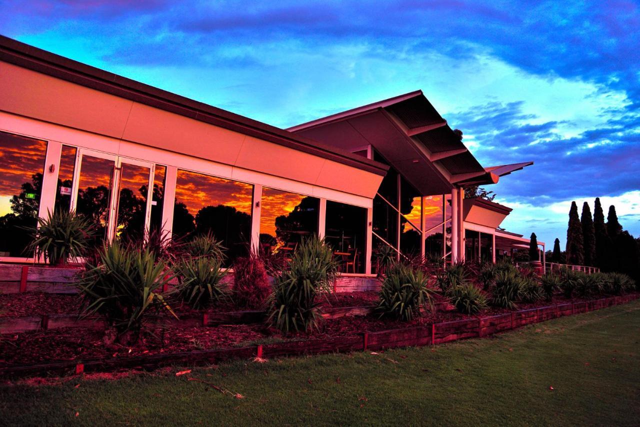 Renmark Country Club Exterior photo